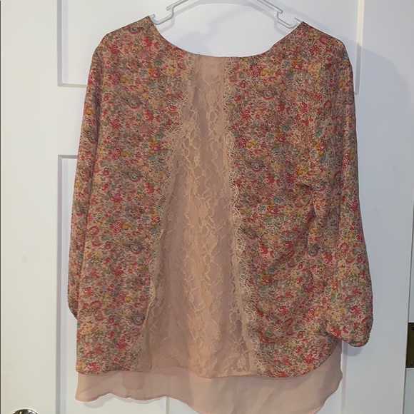 Blouse - Picture 2 of 2